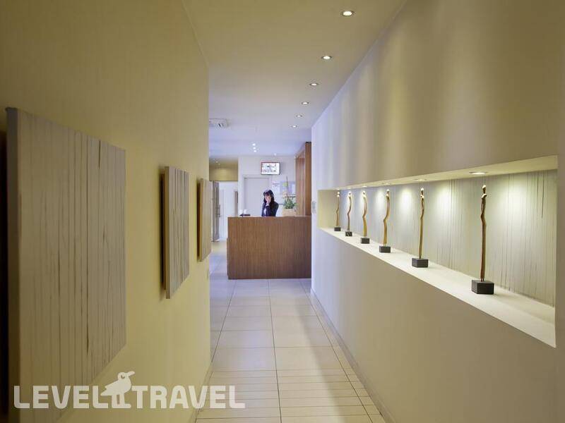 Фотография Almond Business Suites