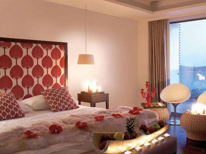 Grecotel Vouliagmeni Suites