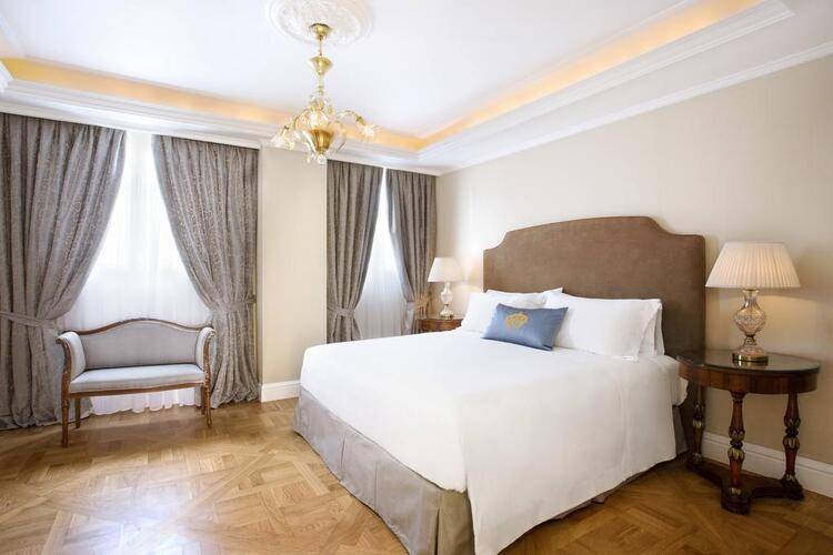 King George A Luxury Collection Hotel
