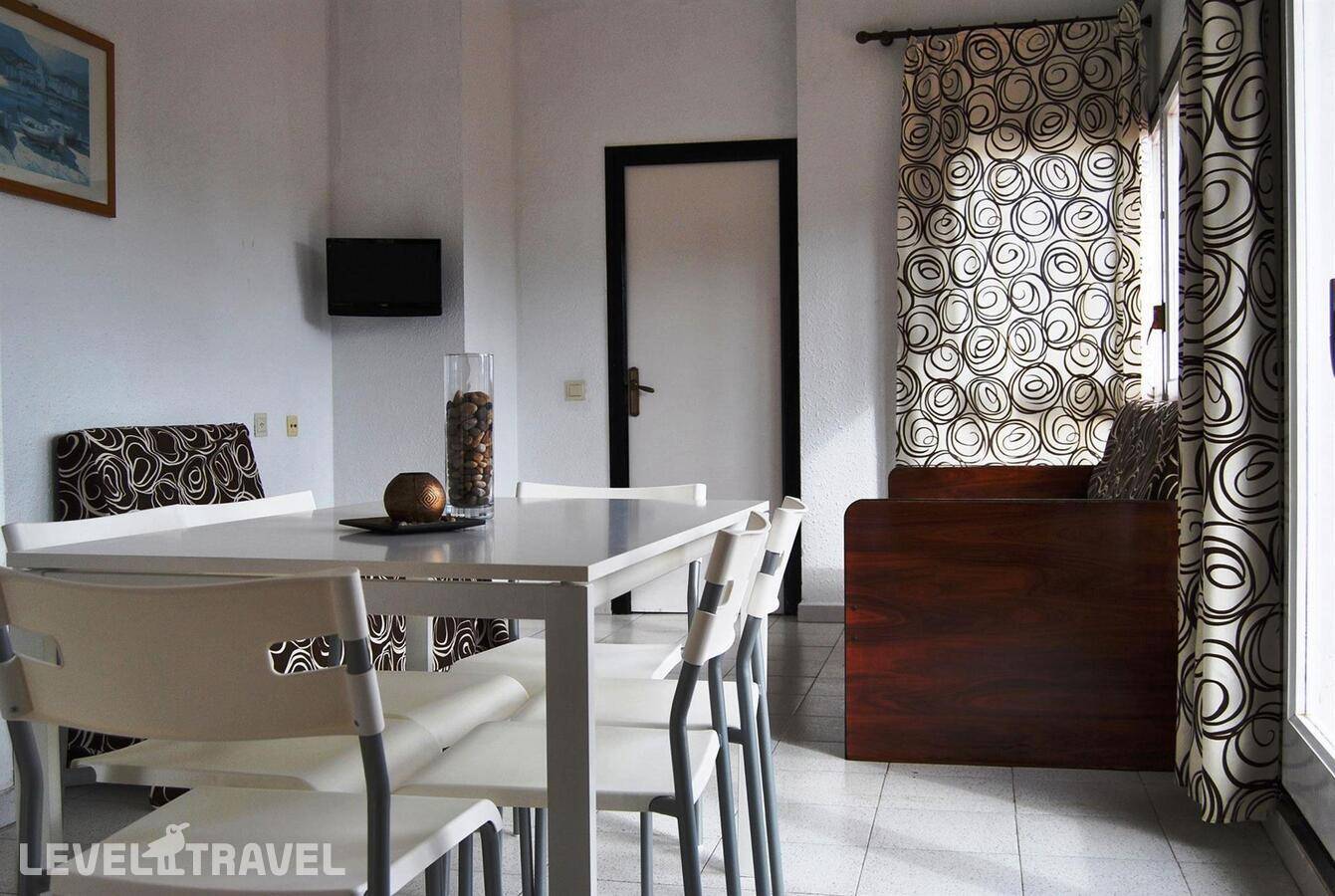 фотографии отеля Apartments Monjardi в Испания(Льорет-де-Мар) - фото №14