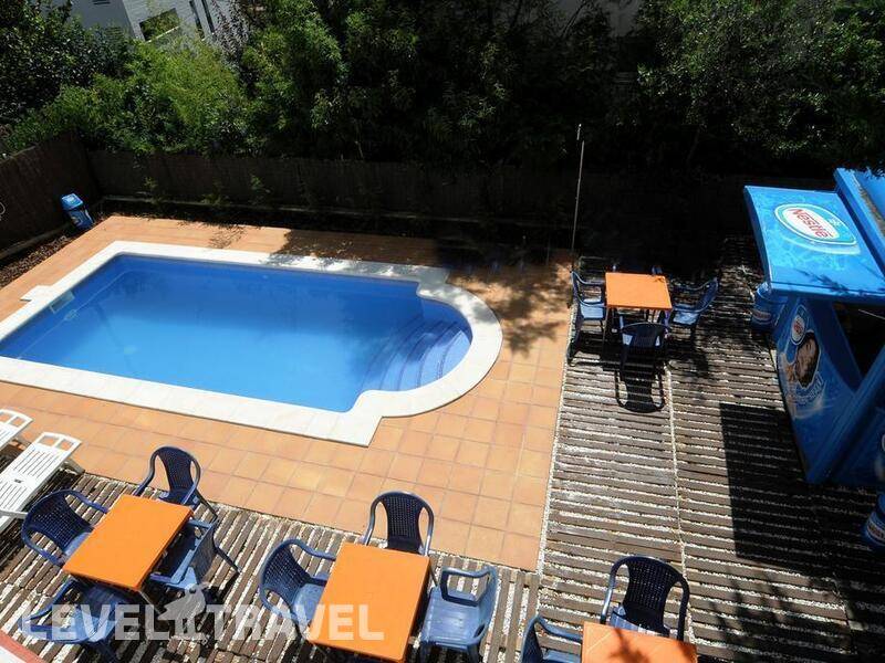 Фотография Apartamentos Caribe Lloret