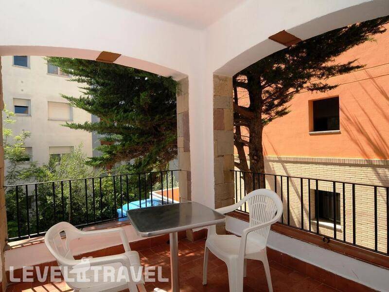 Фотография Apartamentos Caribe Lloret