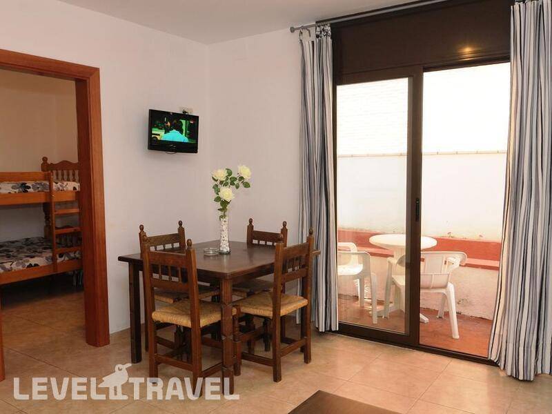 Фотография Apartamentos Caribe Lloret