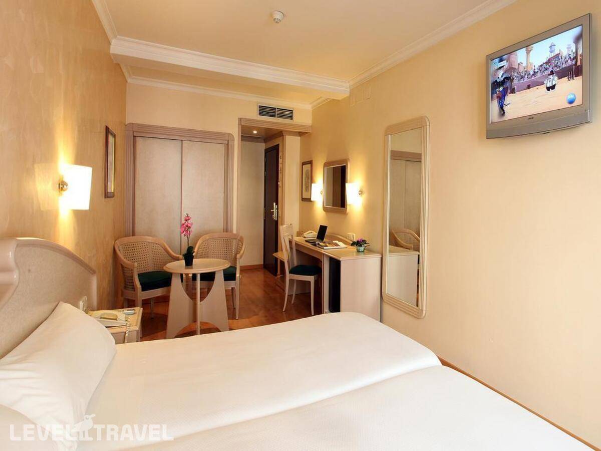 фотографии отеля Lleo Hotel в Испания(Барселона) - фото №29