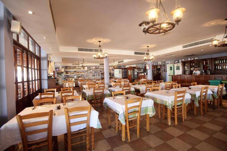 Captain Karas Holiday Apartments