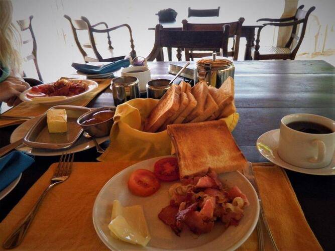 Refresh Hotel