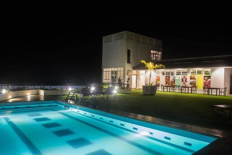 Refresh Hotel