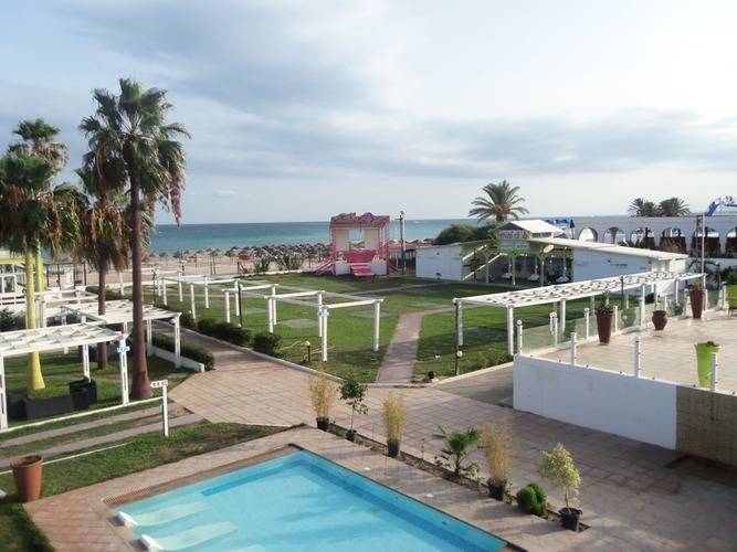 La Playa Hotel Club (Adults Only 18+)