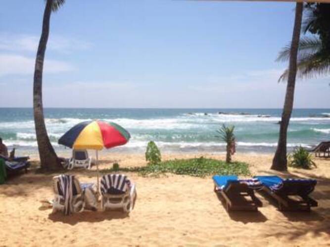 Sayura Beach Hotel