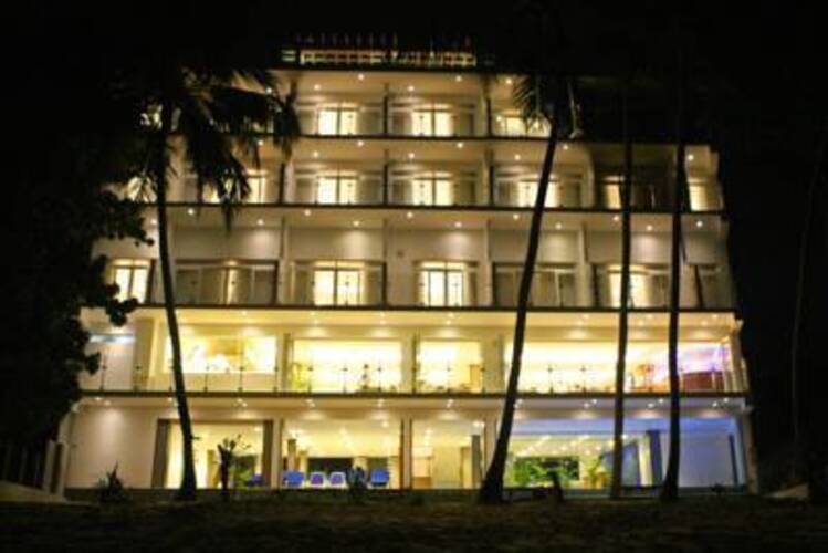 Sayura Beach Hotel