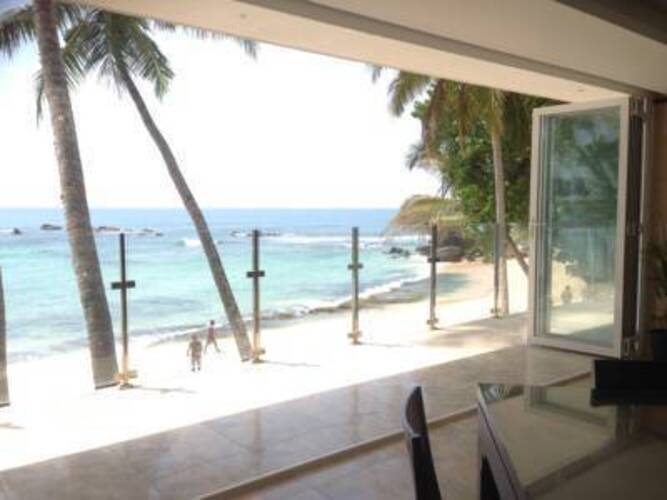 Sayura Beach Hotel