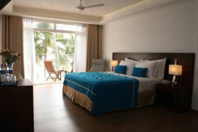 Sayura Beach Hotel