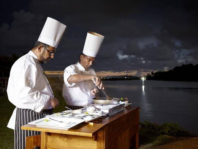 Amaranthe Bay Resort & Spa