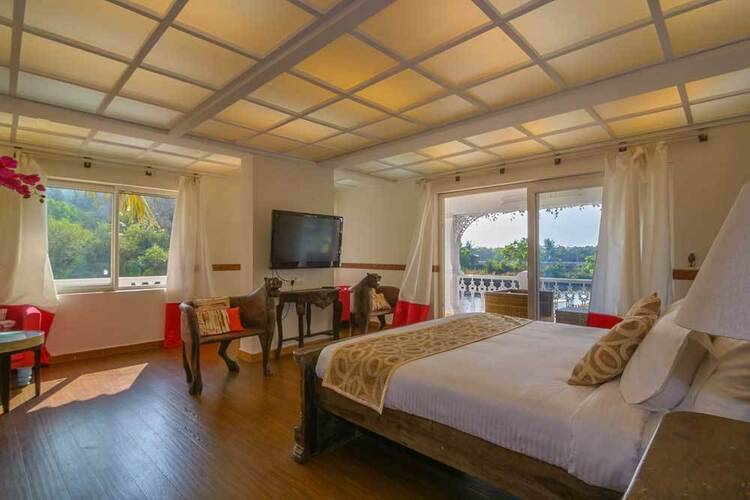 Stone Wood Riverfront Resort (Ex. The River Palace)