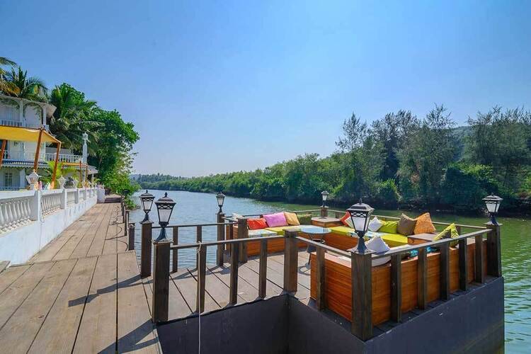 Stone Wood Riverfront Resort (Ex. The River Palace)