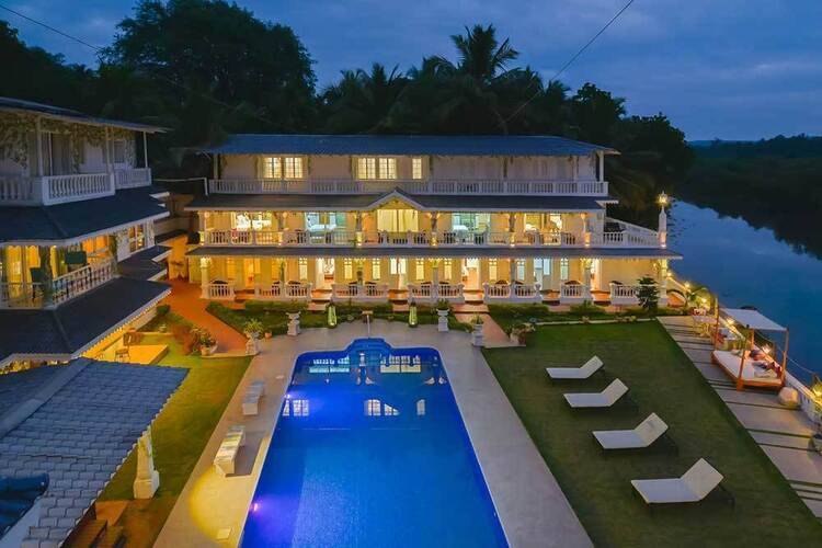 Stone Wood Riverfront Resort (Ex. The River Palace)