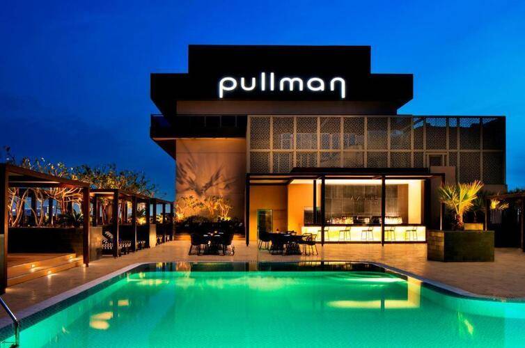Pullman Dubai Creek City Centre Residences