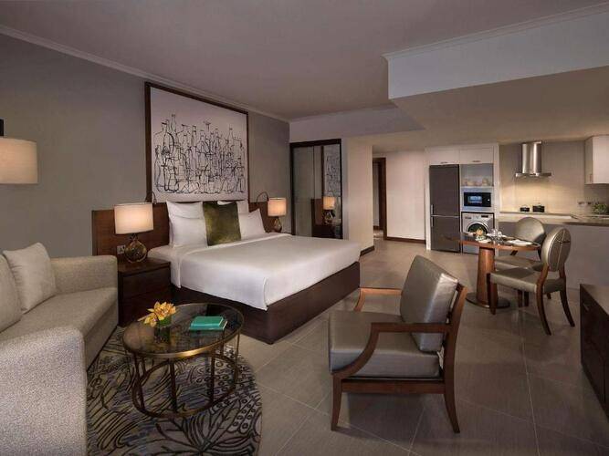 Pullman Dubai Creek City Centre Residences
