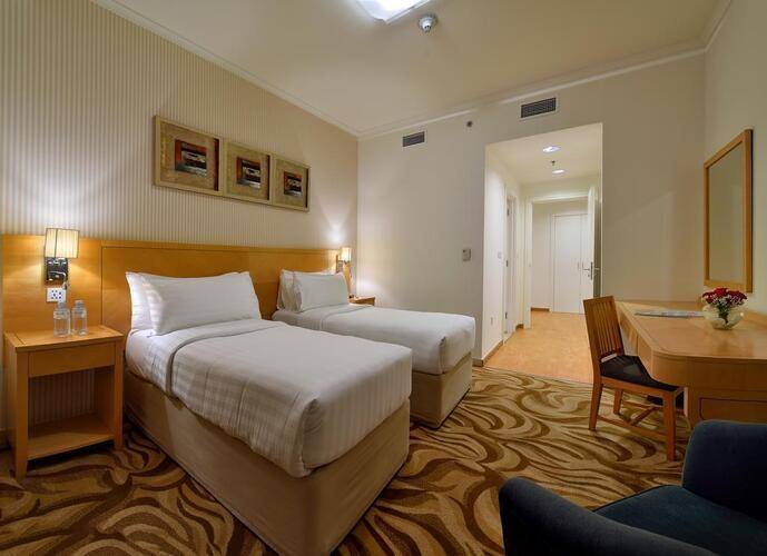 Oaks Liwa Heights Hotel Apartments