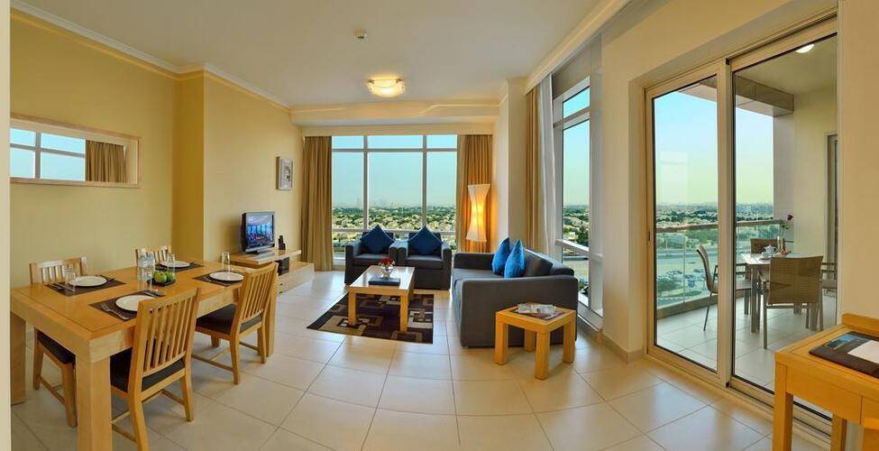 Oaks Liwa Heights Hotel Apartments