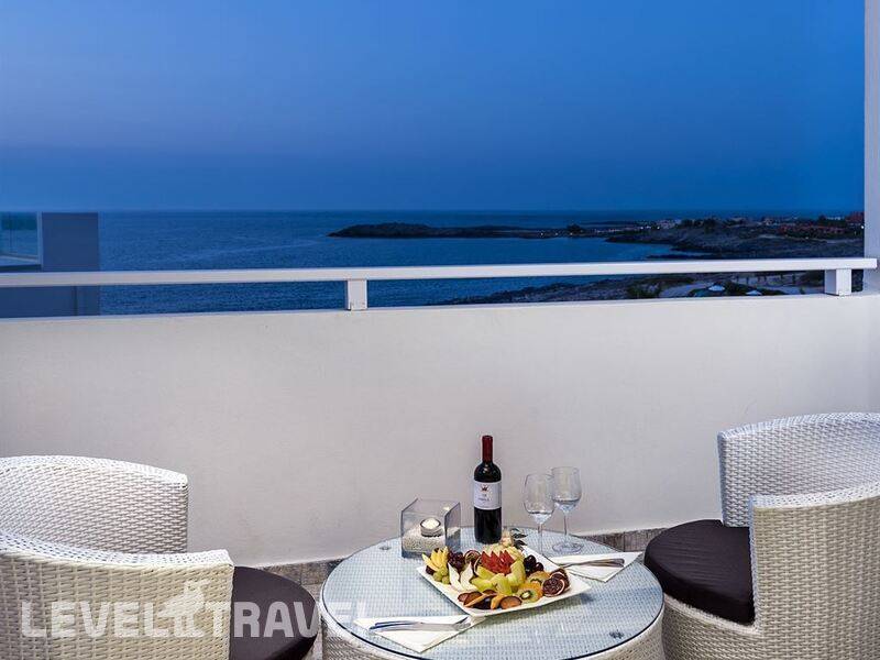 Фотография Mr & Mrs White Crete Lounge Resort And Spa (Ex.Cretan Pearl Resort & Spa)