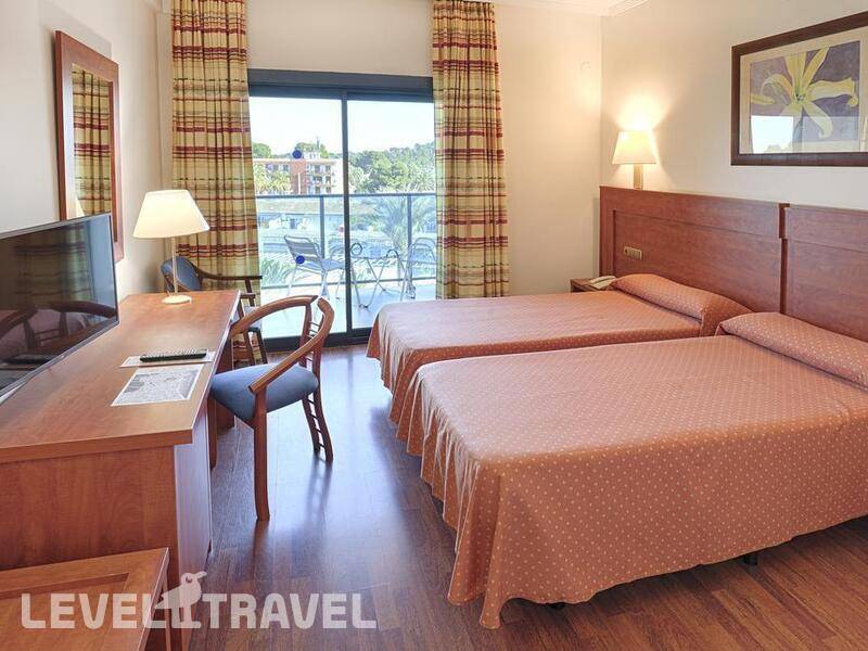 Фотография Port Denia Hotel