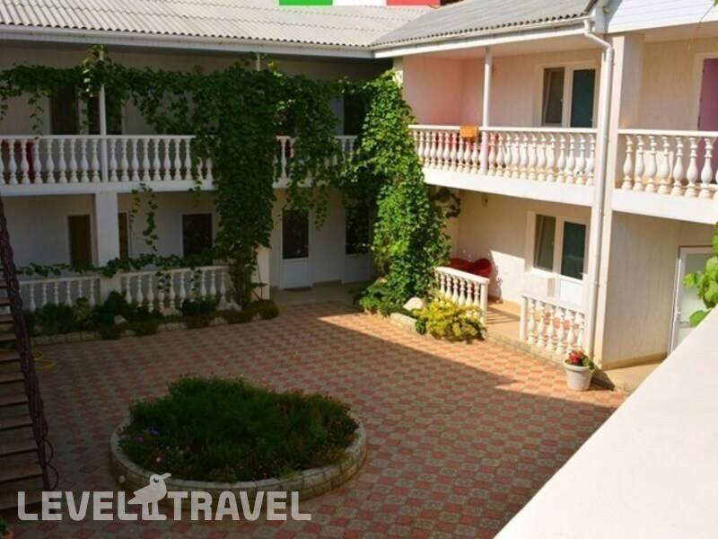 Фотография El Patio (Итальянский Дворик)