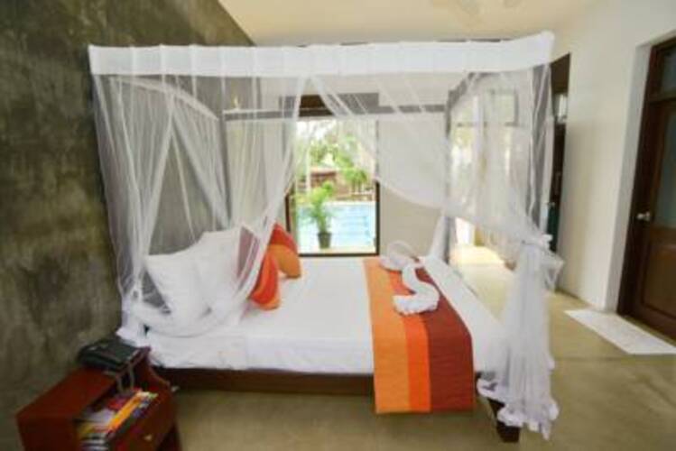 Olanro Negombo