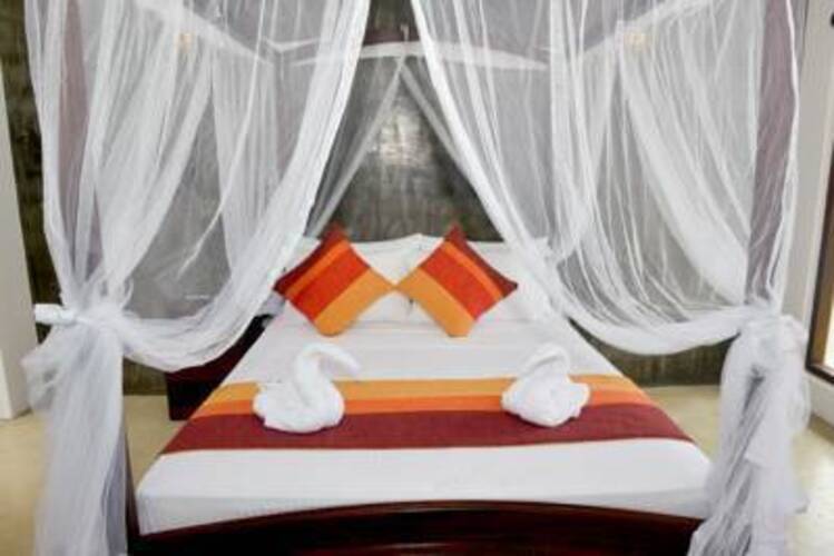 Olanro Negombo
