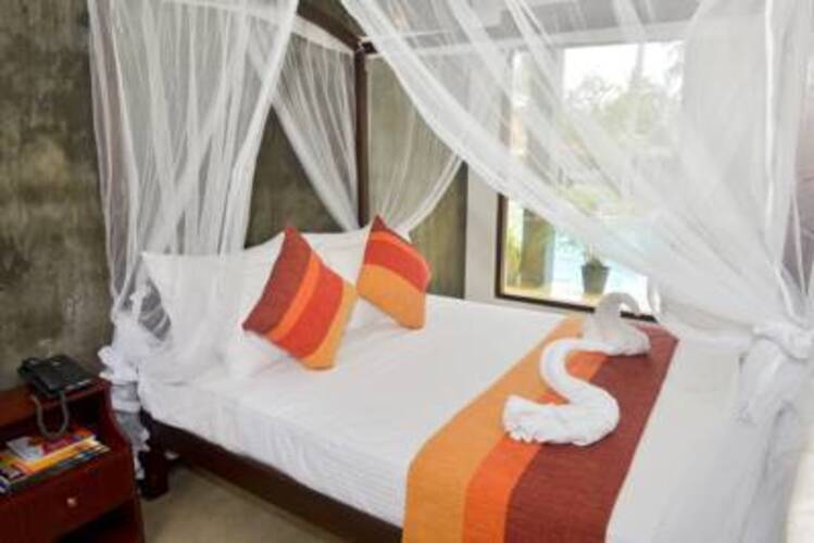 Olanro Negombo