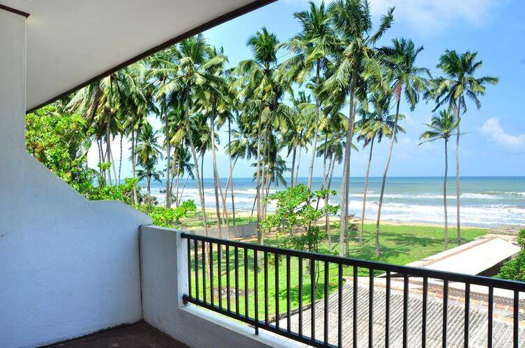 Green Shadows Beach Hotel