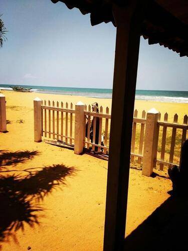 Green Shadows Beach Hotel