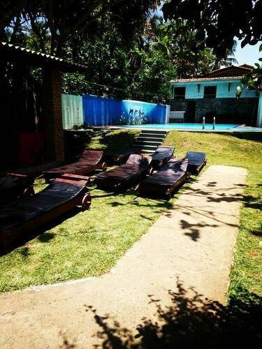 Green Shadows Beach Hotel