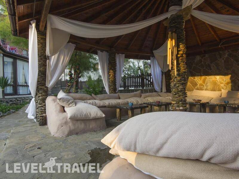 Фотография Coral Hotel