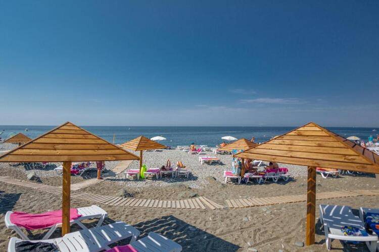 Bridge Family Resort (Бридж Фемили Резорт)