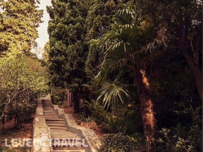 Фотография Гурзуф Центр Комплекс Отдыха (Отделение Спутник) (Ex.Комплекс Спутник (Центр Отдыха Жемчужина Крыма))