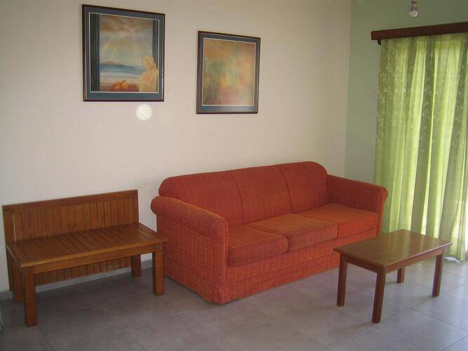 Onisillos Hotel Apartments