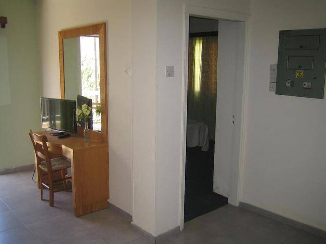 Onisillos Hotel Apartments