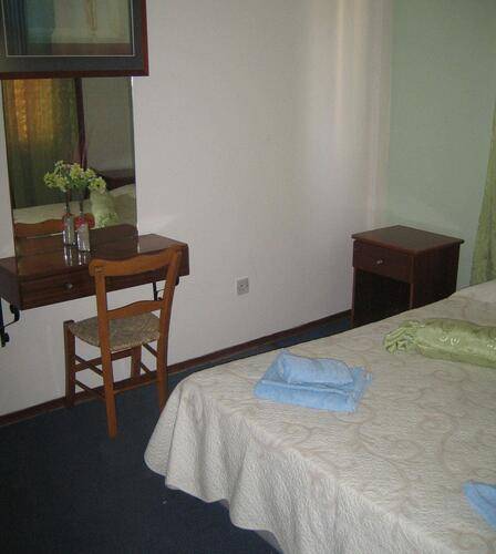 Onisillos Hotel Apartments