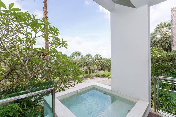 Wyndham Sea Pearl Resort Phuket