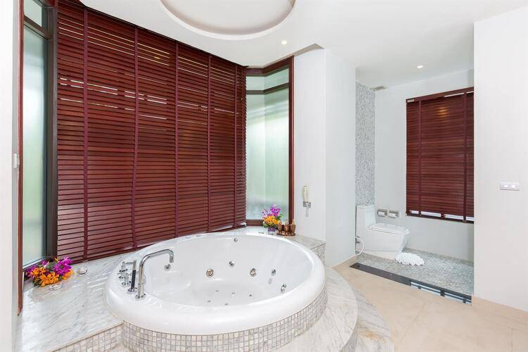 Wyndham Sea Pearl Resort Phuket