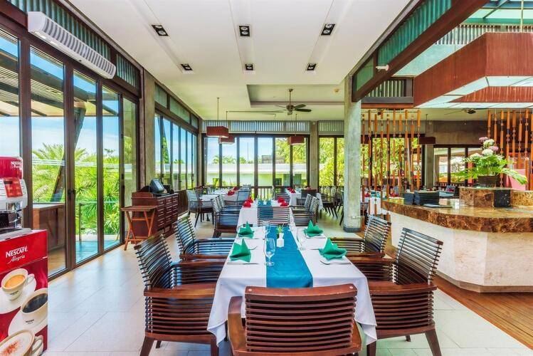 Wyndham Sea Pearl Resort Phuket