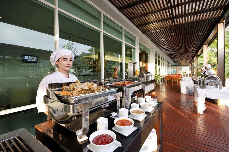 Wyndham Sea Pearl Resort Phuket
