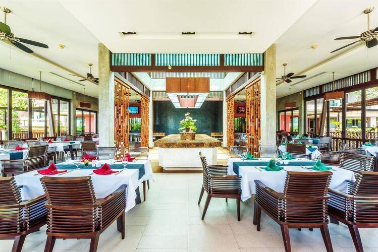 Wyndham Sea Pearl Resort Phuket