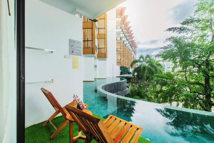 The Lunar Patong