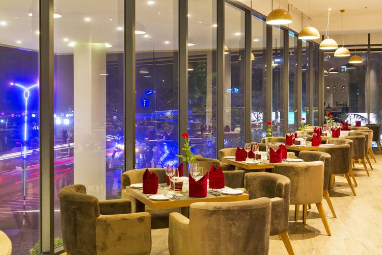 Star City Hotel & Condotel Beachfront Nha Trang ( Ex.Star City)