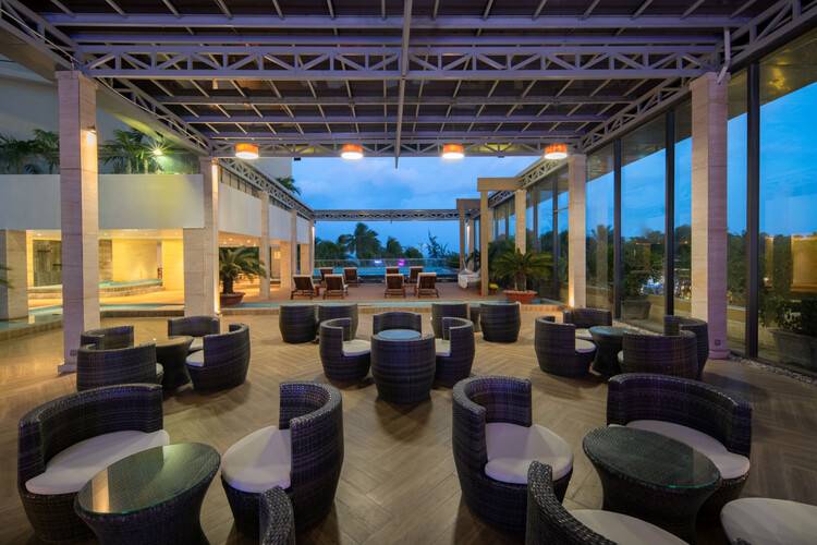 Star City Hotel & Condotel Beachfront Nha Trang ( Ex.Star City)