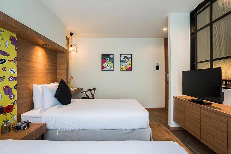 Sunshine Hip Hotel