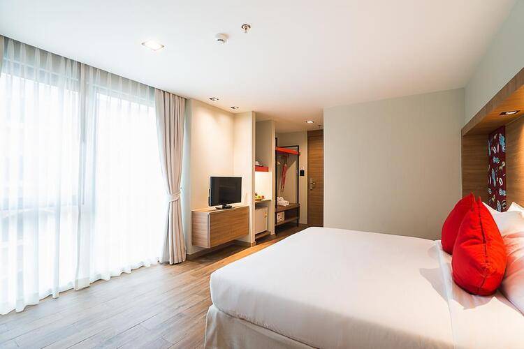 Sunshine Hip Hotel
