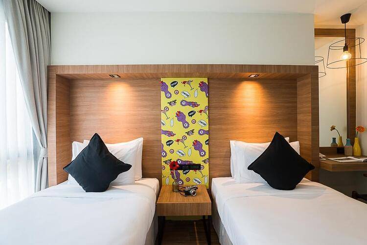 Sunshine Hip Hotel